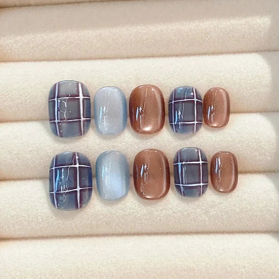 Blue Brown Cat Eyes Flash Crystal Short Oval Plaid Handmade Press On Nails